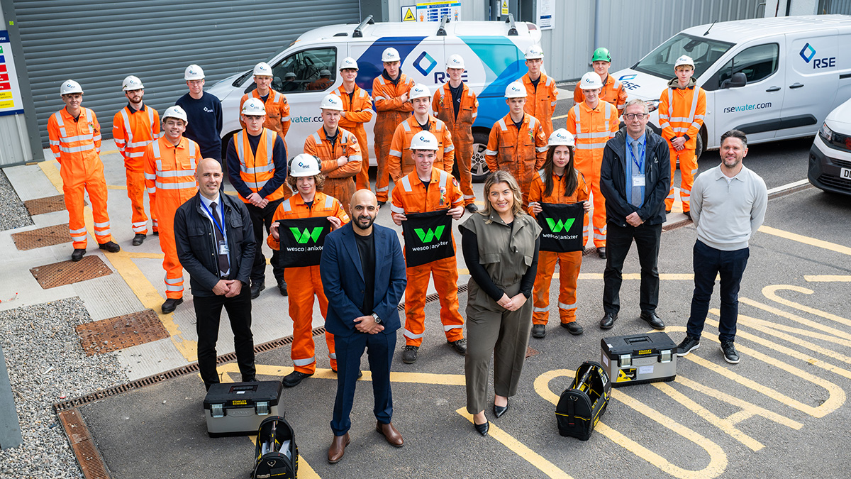 A group of apprentices and staff