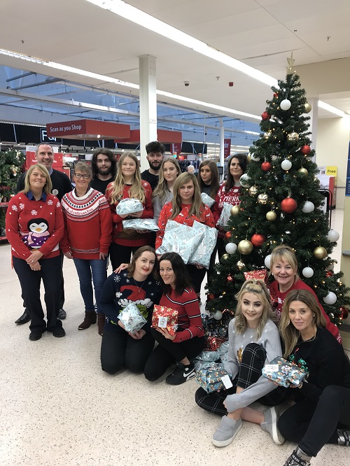 Inverness College UHI hairdressing students support Tesco's Christmas Mission