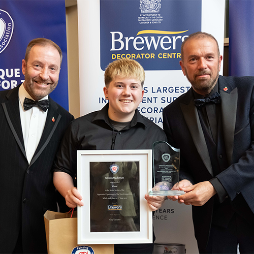 UHI Inverness apprentice wins national paperhanger prize
